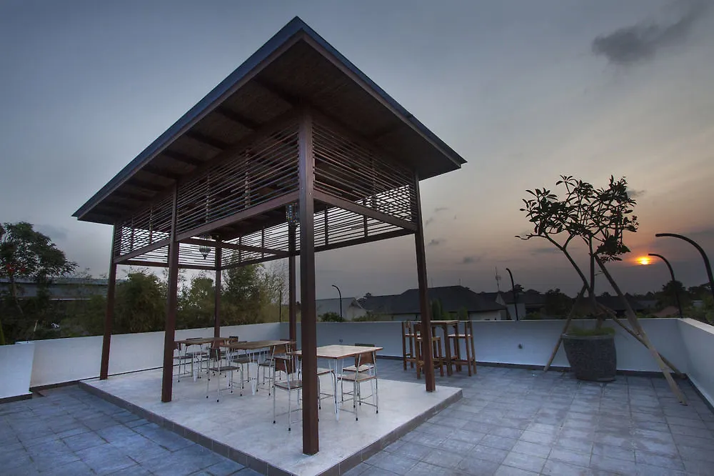 Zen Rooms Seminyak Kayu Jati