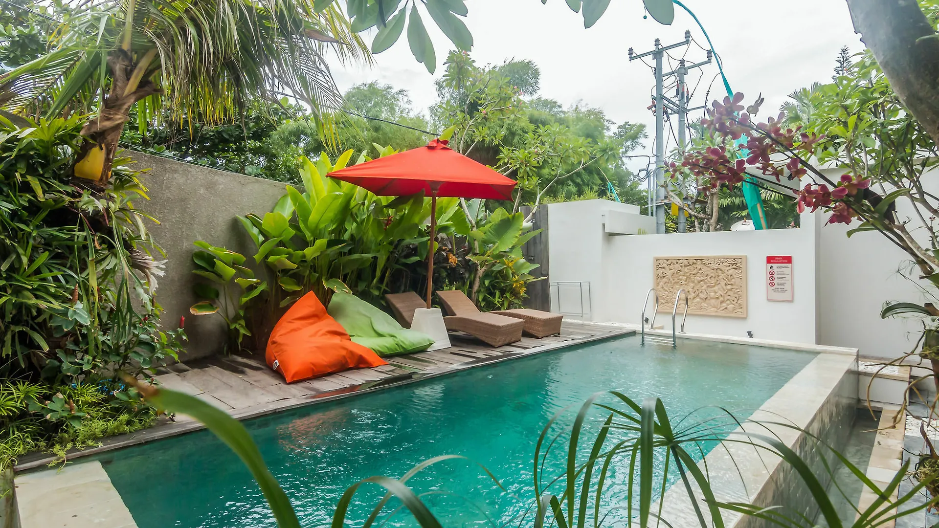 Zen Rooms Seminyak Kayu Jati